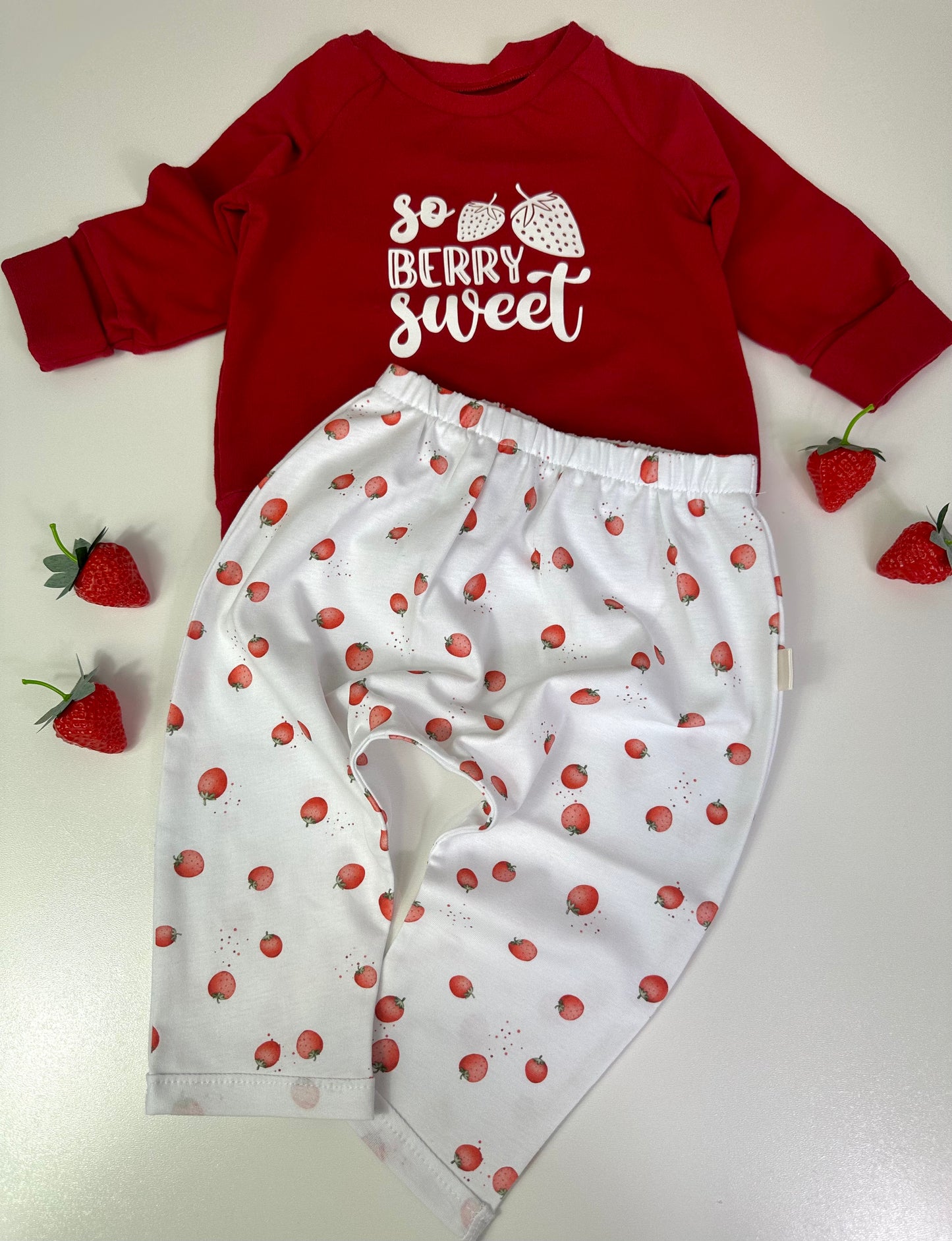 Sweater Sweet Berry