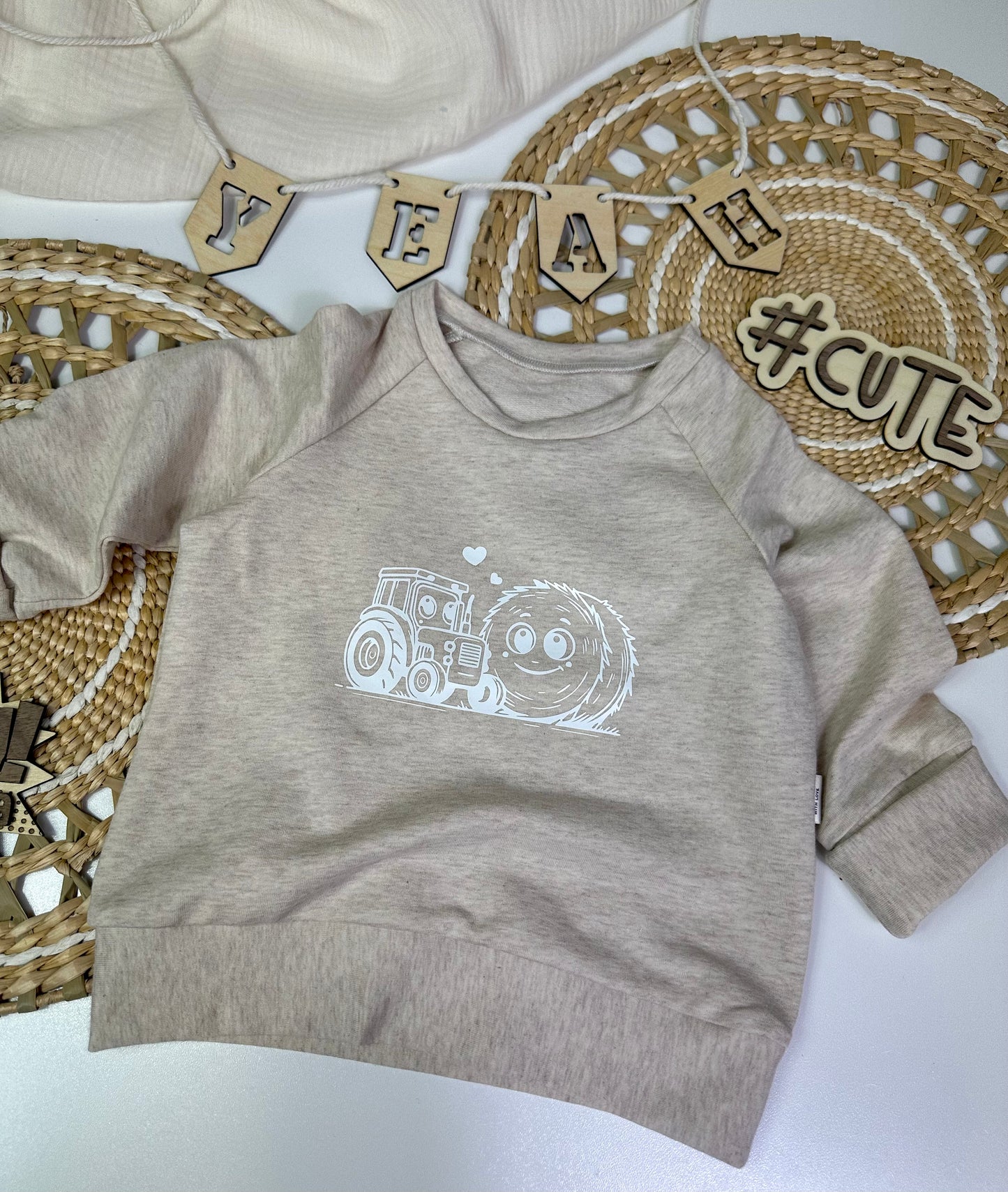 Sweater beige Bauernhof