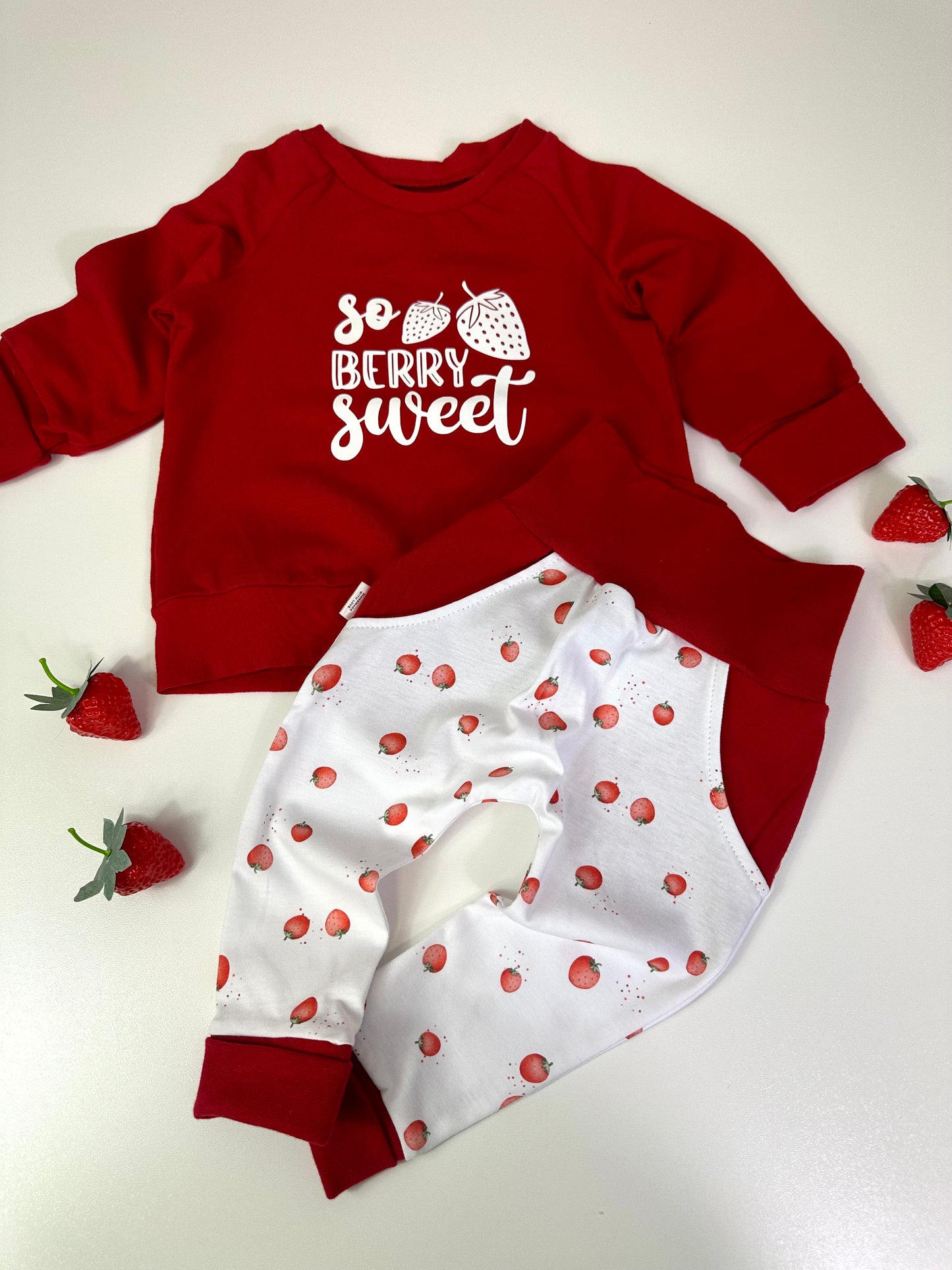 Sweater Sweet Berry