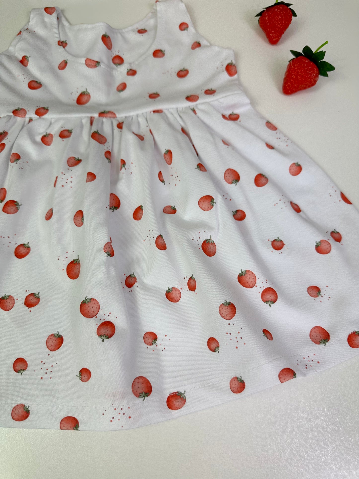 Kleid Lang Ärmellos Sweet Berry