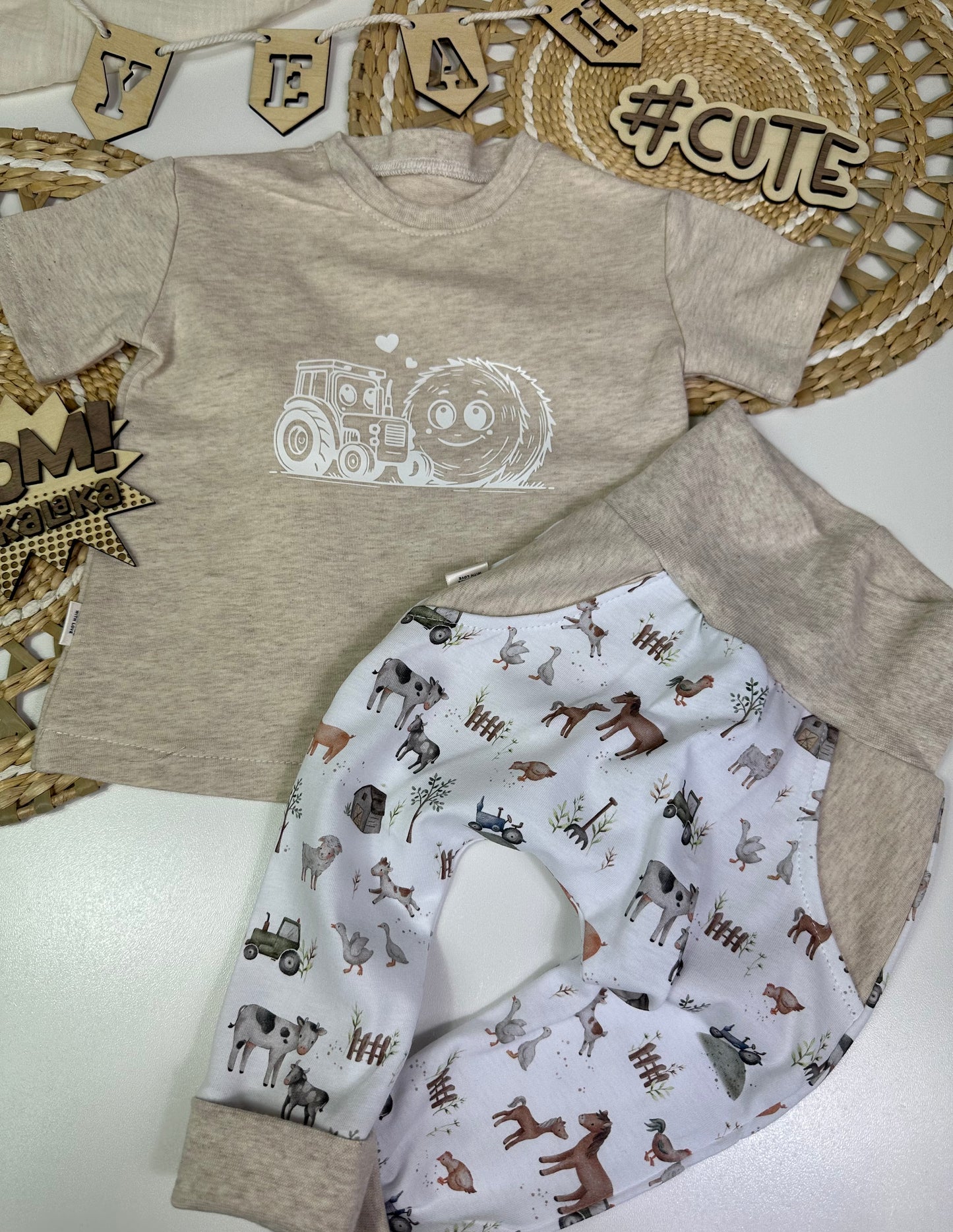 T Shirt- beige Bauernhof