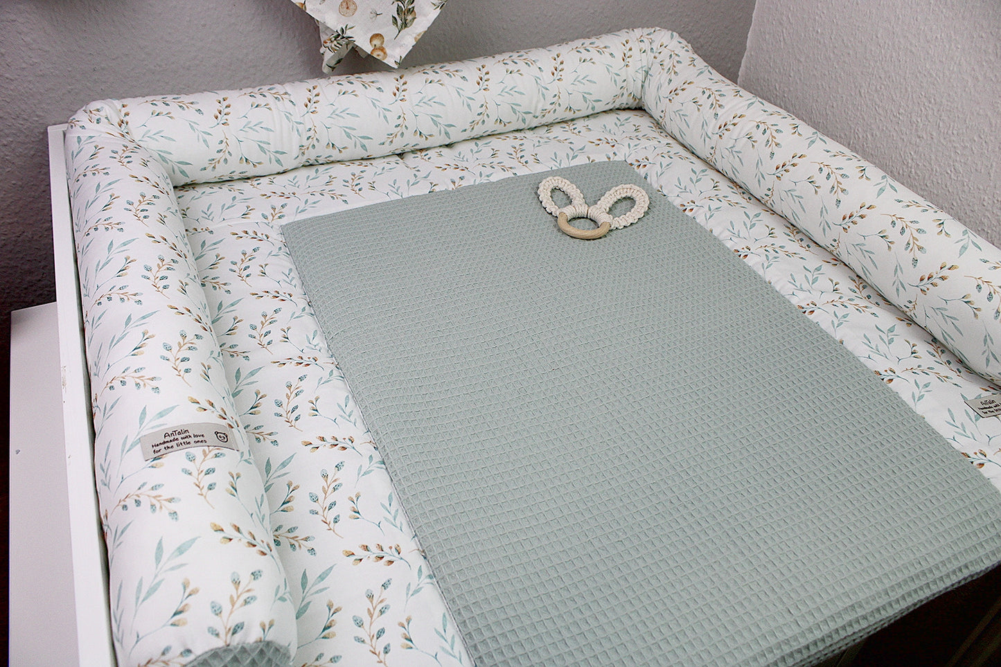 Wickeltischumrandung spring garten