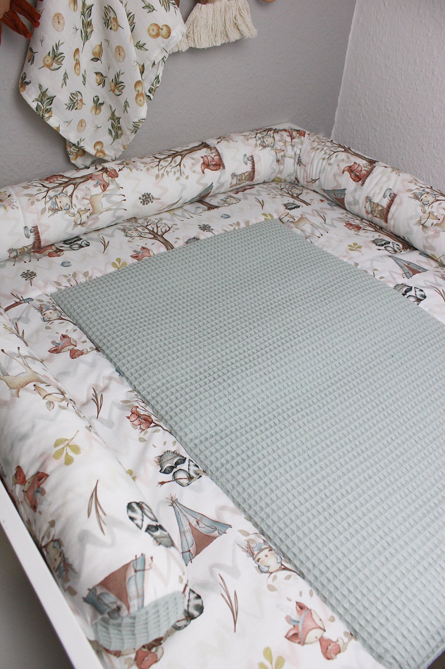 Wickeltischumrandung Waldtiere