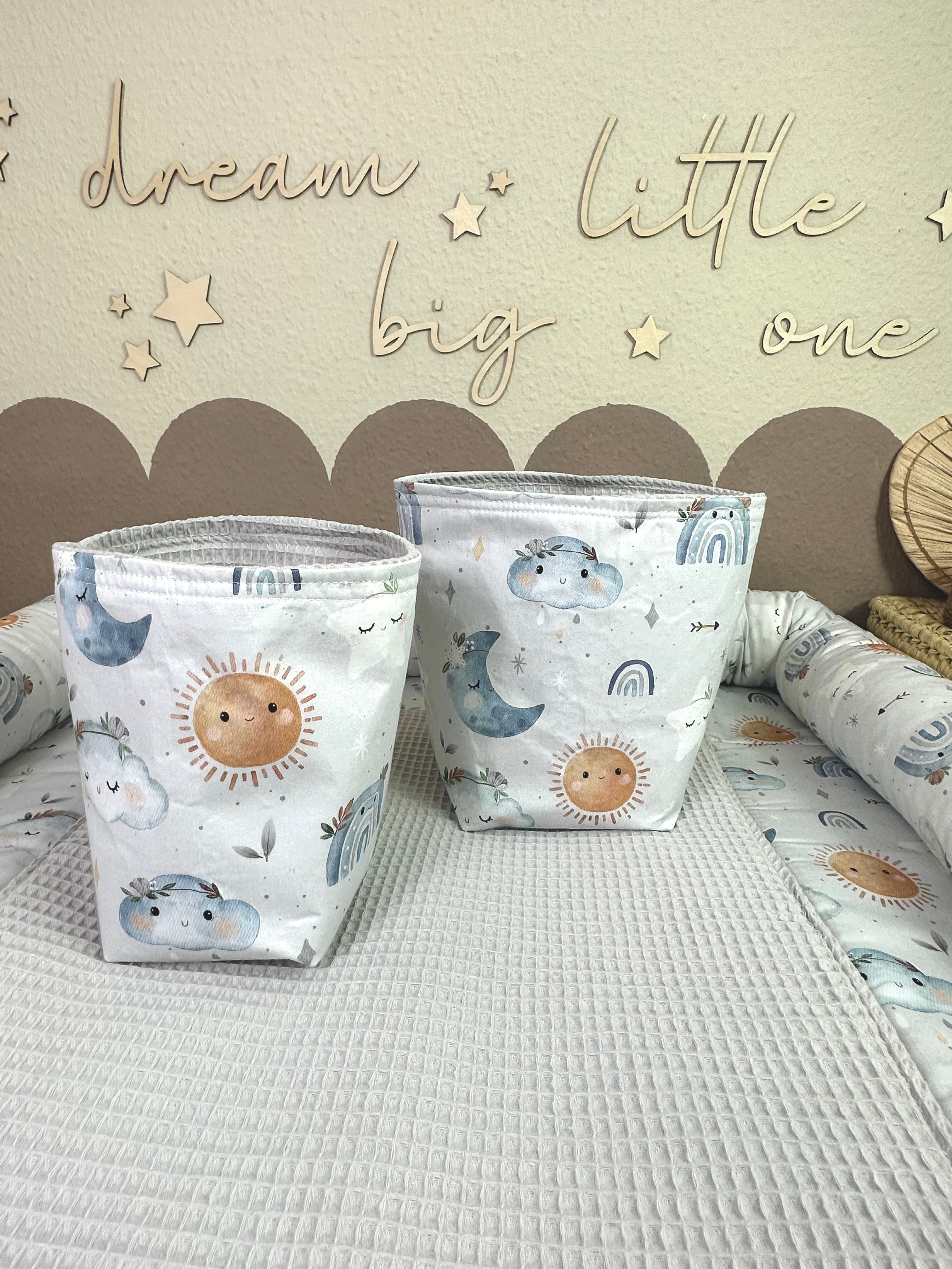Waffelpique Utensilo im Boho-Stil für Baby-Jungen, grau, von AnTalin, mit Platz für Baby-Accessoires und Spielsachen