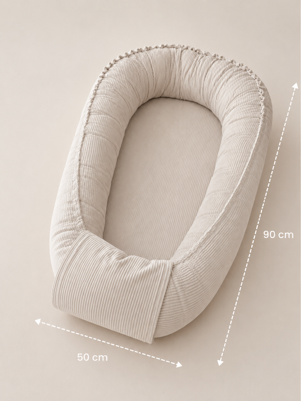 Babynest Cord beige von AnTalin mit Kordelabdeckung, weiches Nestchen für sicheren und bequemen Babyschlaf.