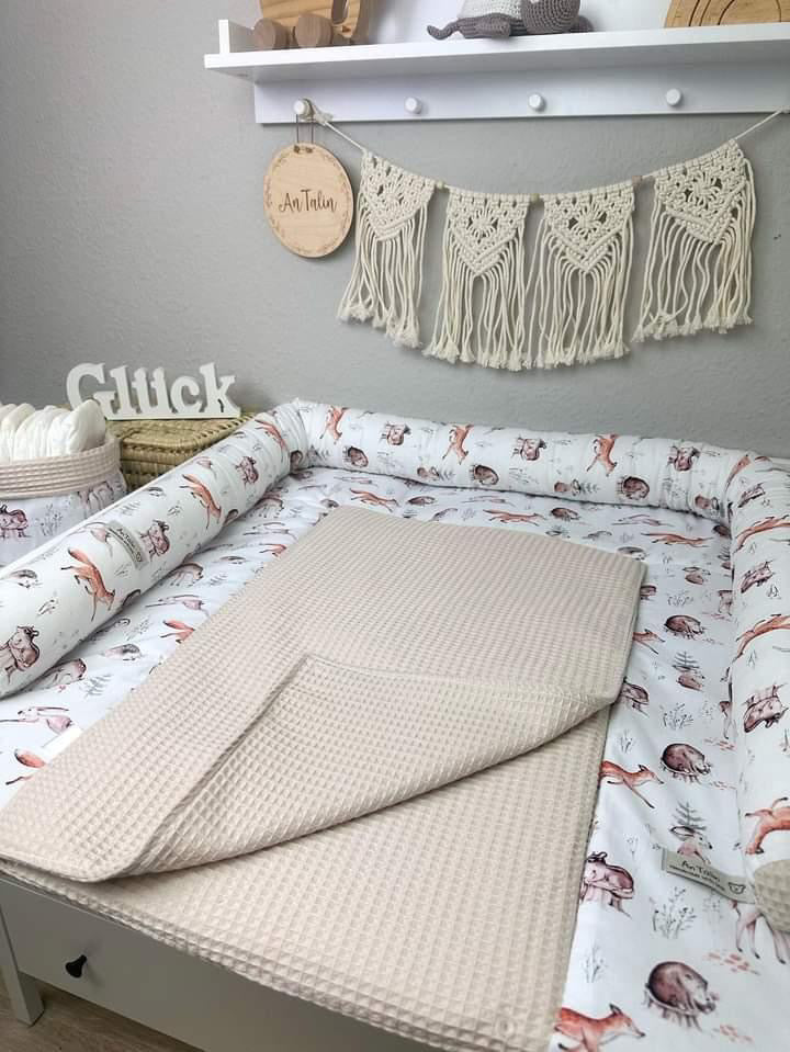 Wickelauflagen Set 5-tlg. Waldbewohner, Waffelpique, helles Beige, weiche Babywickelunterlagen von AnTalin