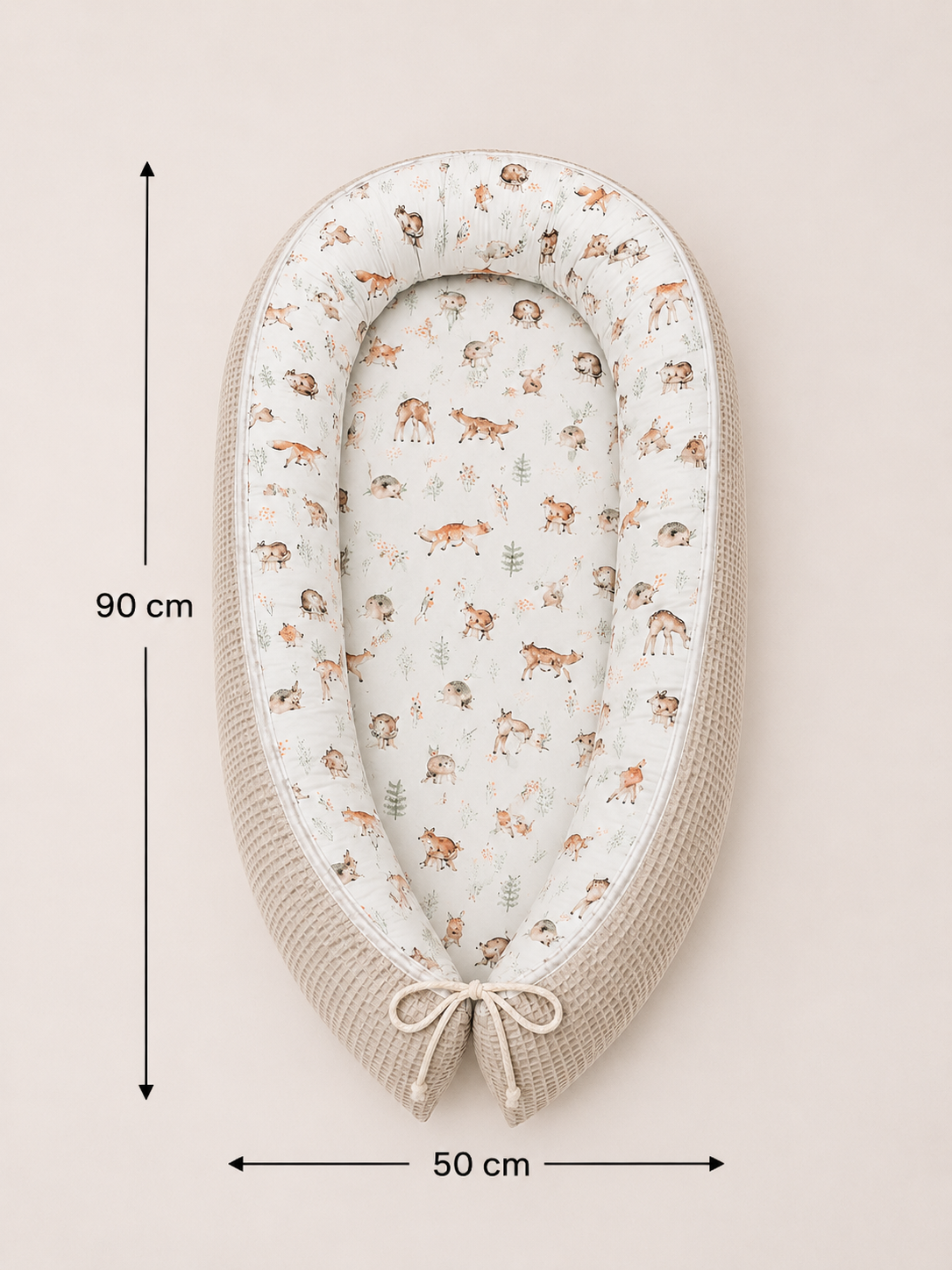Nestchen Animals von AnTalin, weiches Schutzgitter mit Tiermotiven für Babybett, Blick auf die Details und Muster
