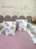 Hübsches Utensilo Boho für Baby-Mädchen, Waffelpique in altrosa, von AnTalin, mit dekorativem Design und Platz für Babyartikel
