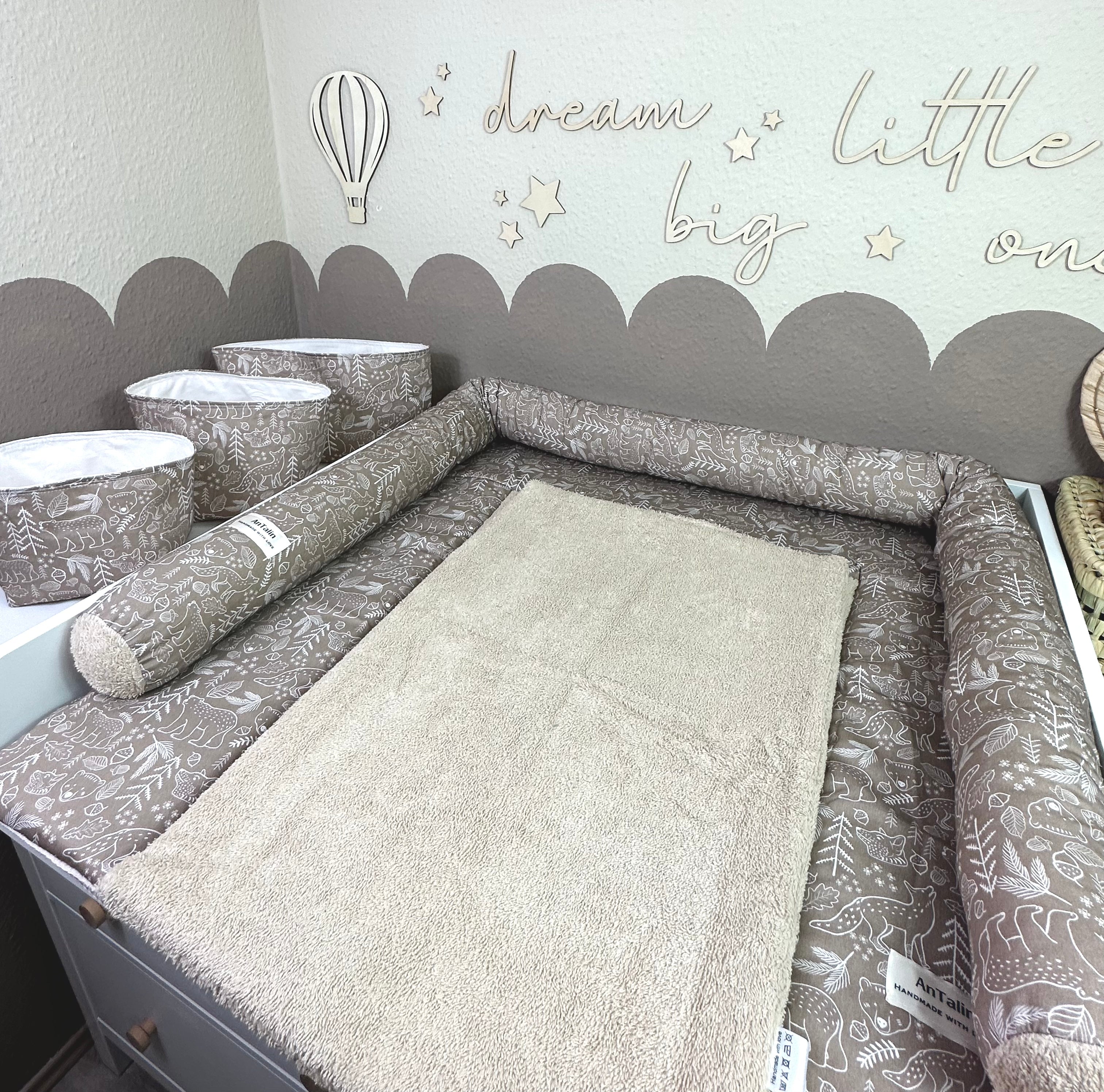 Fünfteiliges Wickelauflagen-Set Animal of the Forest von AnTalin, beige Frottee mit Tiermotiven für Baby-Wickelplatz