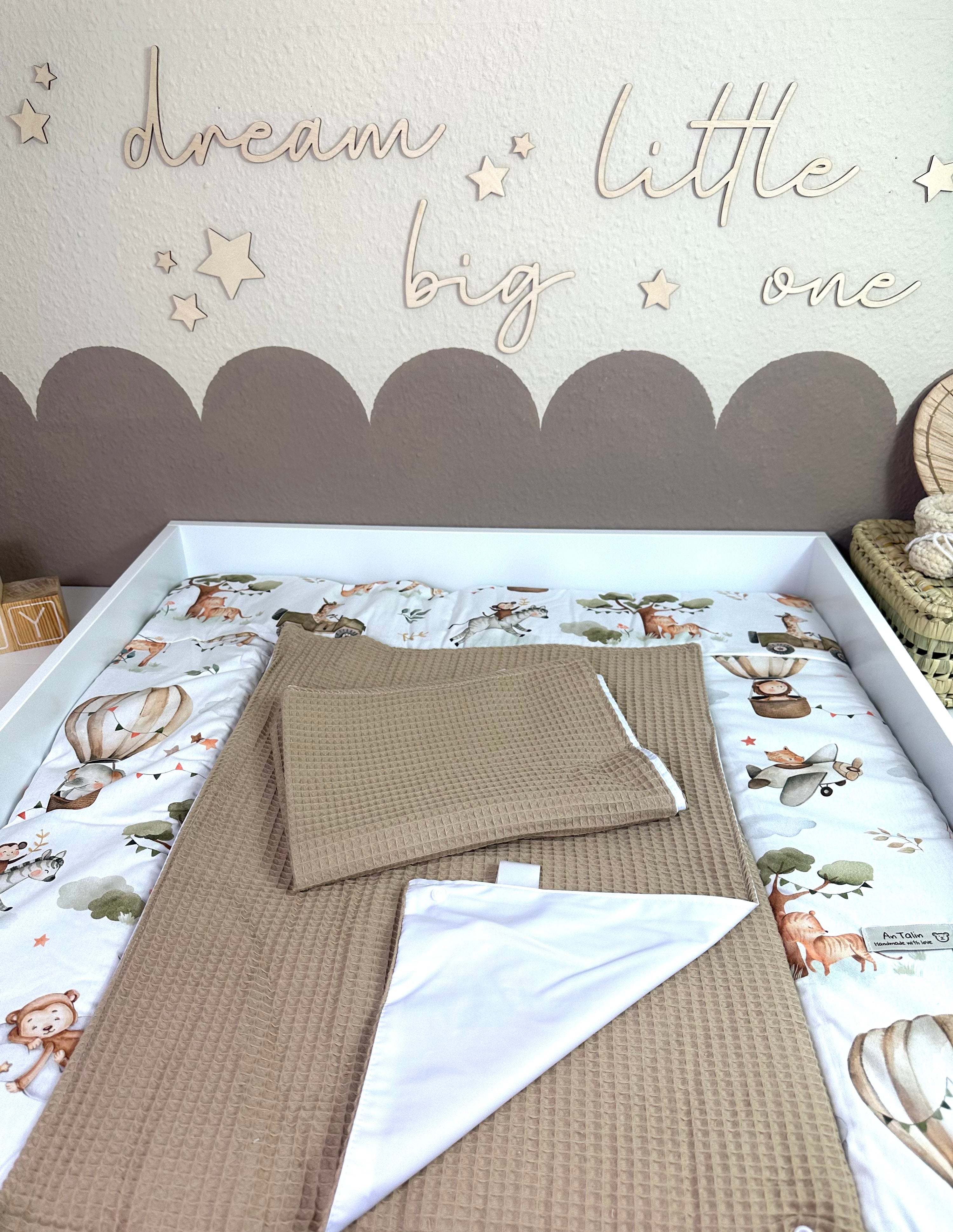 Dunkelbeige Wickelauflage im 3er-Set mit Dschungelmotiv, Waffelpique, von AnTalin für Babys und Wickelkommoden