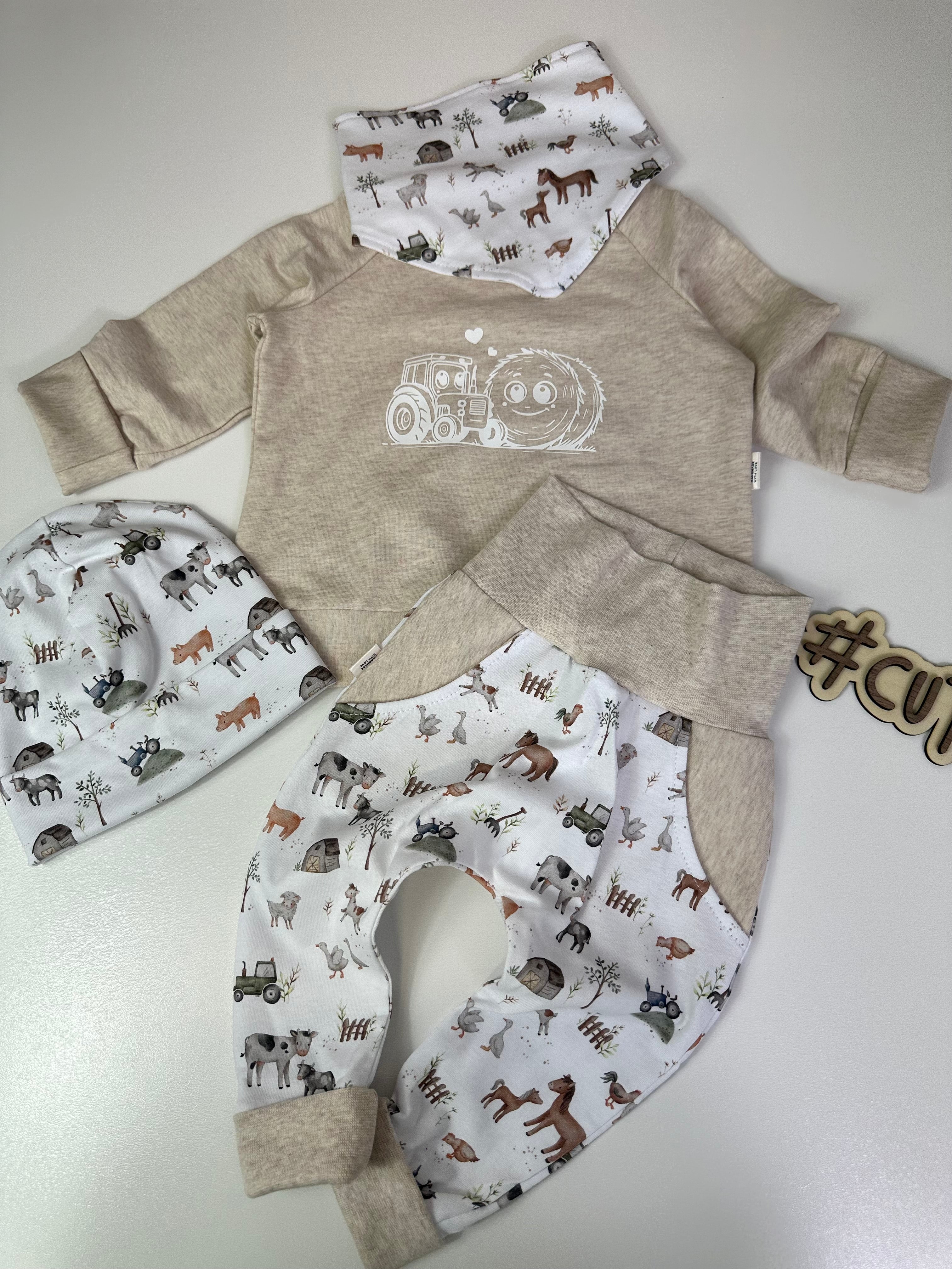 Sweater beige Bauernhof - AnTalin