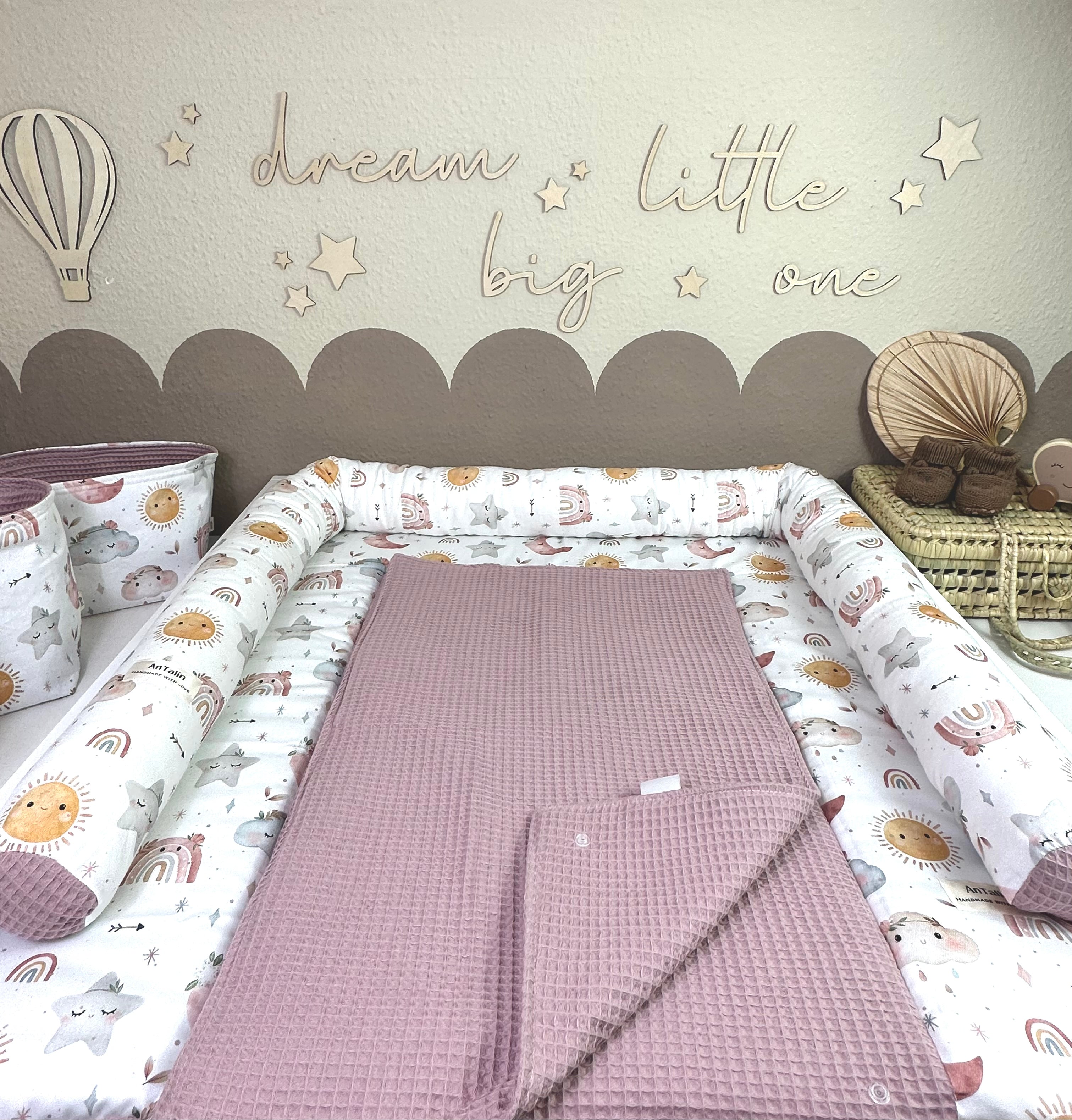 AnTalin Wickelauflage für Baby Mädchen, Waffelpique altrosa, weiche und bequeme Wickelunterlage mit Boho-Stil