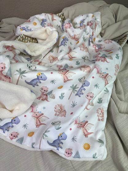 Babydecke, Kuscheldecke kleiner Dino Girl, Fleece