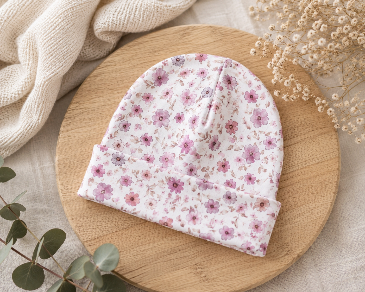 Baby Mütze Blütenhauch Rosa - Weiche Babymütze mit zartem Blumenmuster
