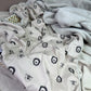 Kuscheldecke Löwenkopf beige
