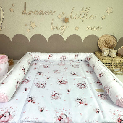 Wickeltischumrandung Marienkäfer