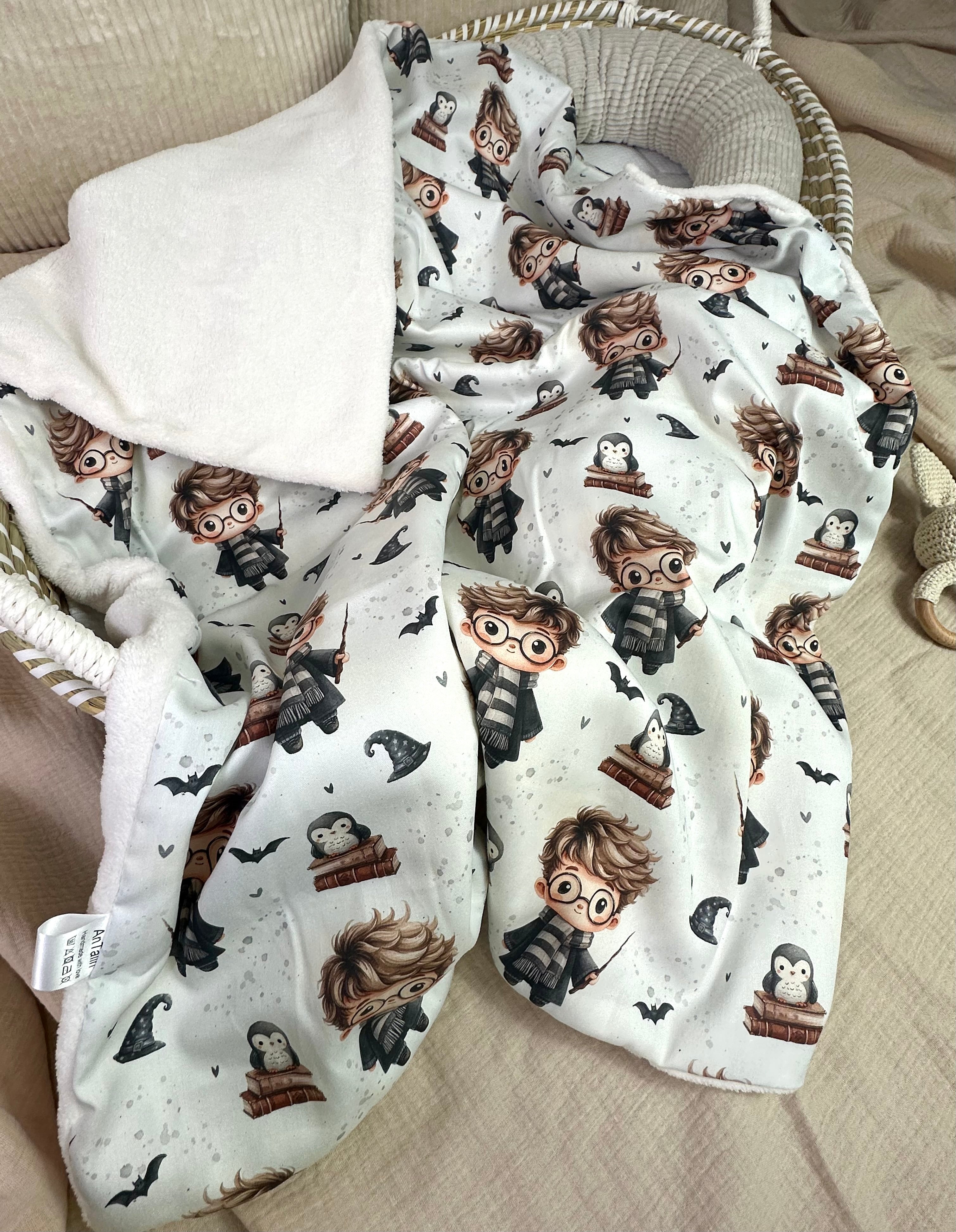 Babydecke, Kuscheldecke kleiner Zauberlehrling, Fleece - AnTalin