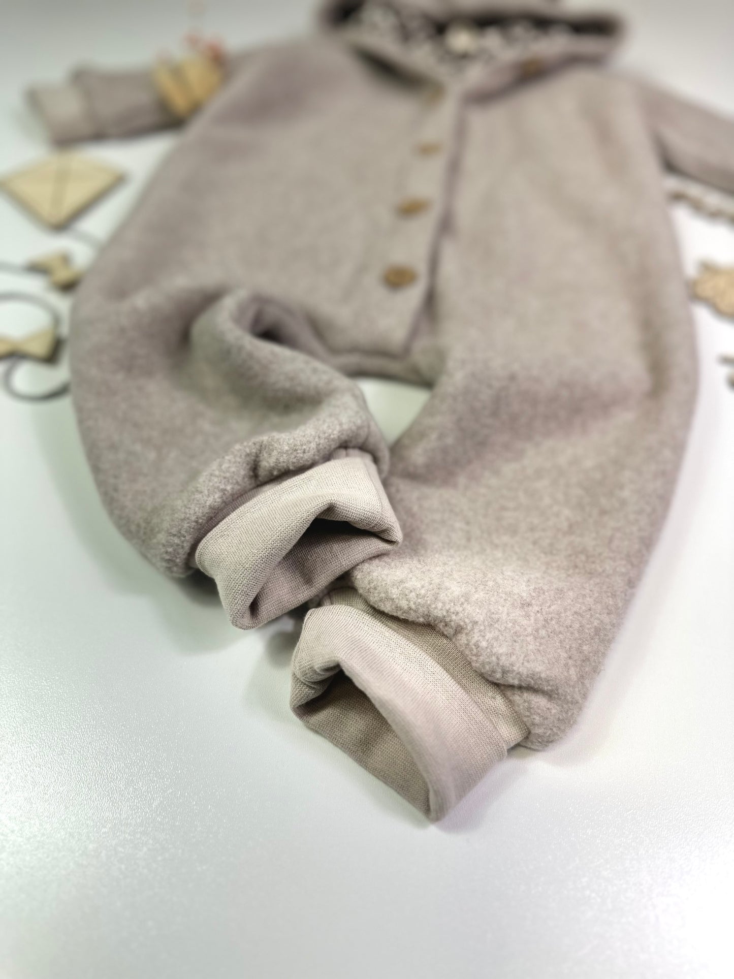 Walkoverall Leo Bären Ohren, beige