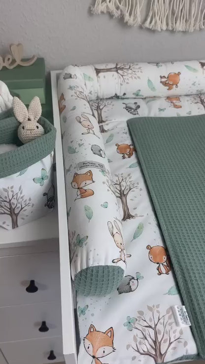 Wickeltischumrandung Waldfreunde