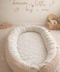 Weiches Nestchen für den Garten von AnTalin, für Babys und Kleinkinder, mit bunten Blumenmustern und Schutzfunktion.