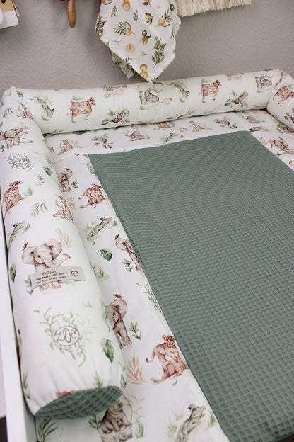 Wickeltischumrandung Dschungeltiere